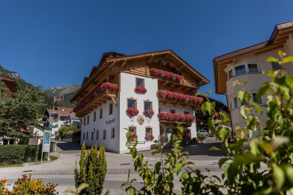 Bruggerhof_Pension_außen